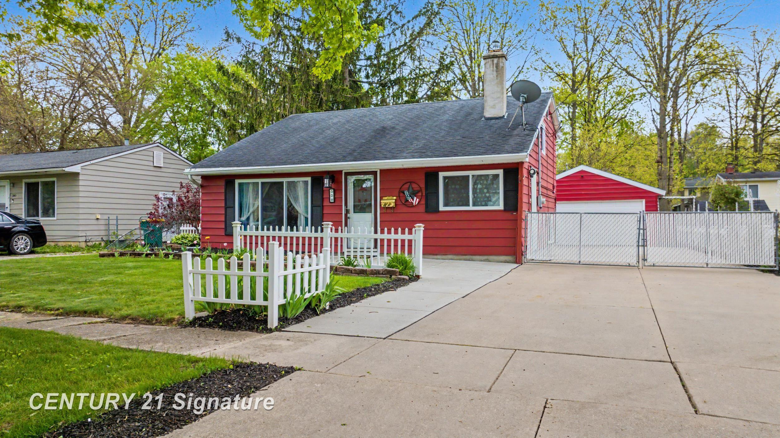 328 Oak Street, Mount Morris, MI 48458 — front exterior
