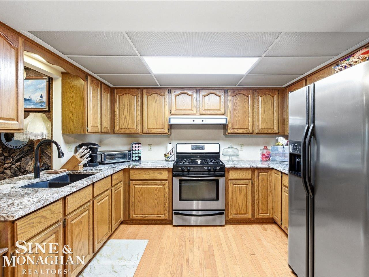 829 Townsend Cresent West Street, Algonac, MI 48001 — Photo 12