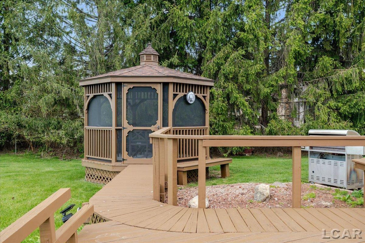 14585 Red Bird Court, Brooklyn, MI 49230 — Photo 40