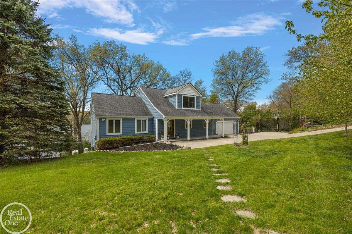 5231 Mattawa Drive, MI 48348 — Photo 2