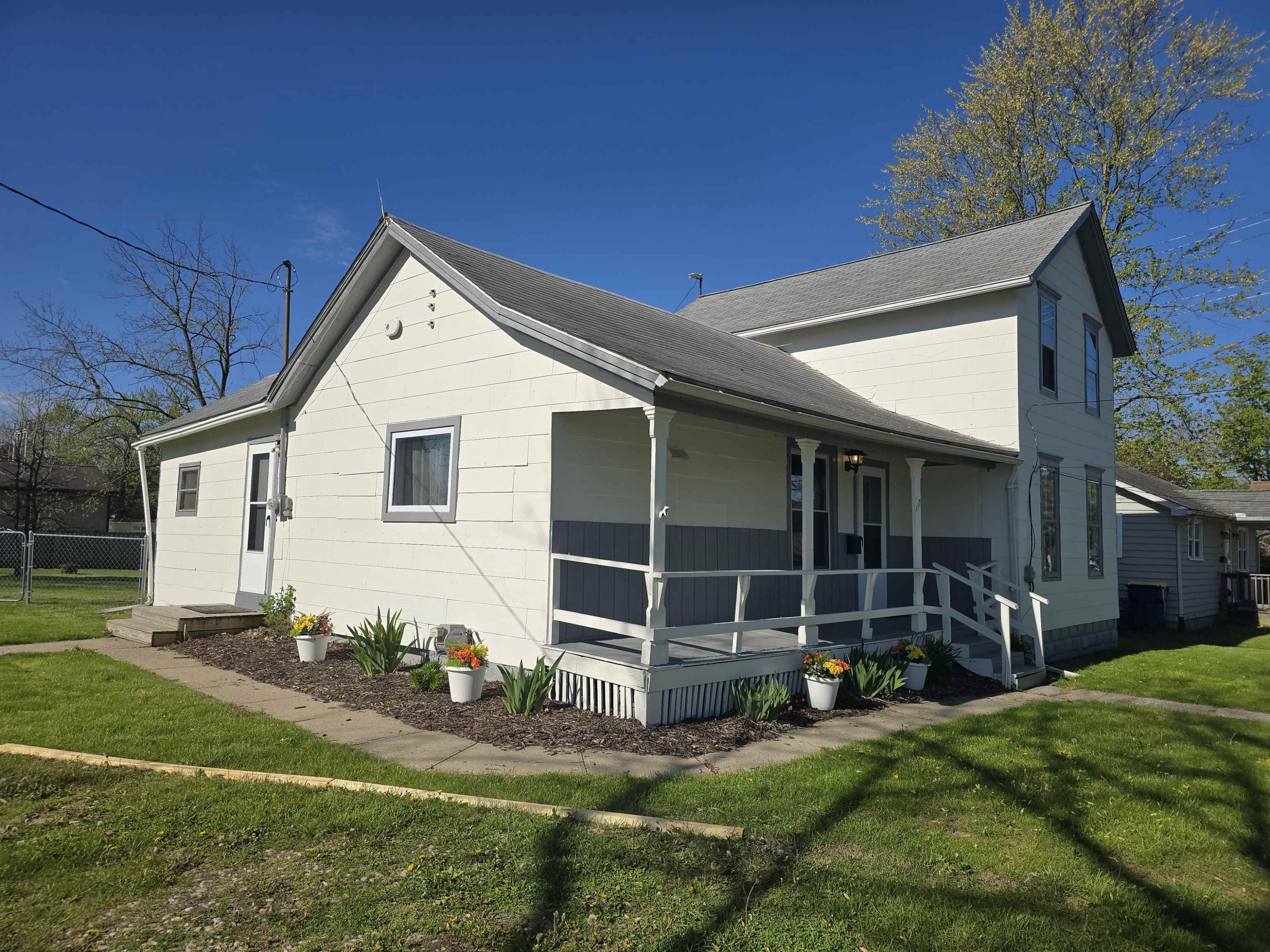 117 W Mcneil Street, Corunna, MI 48817
