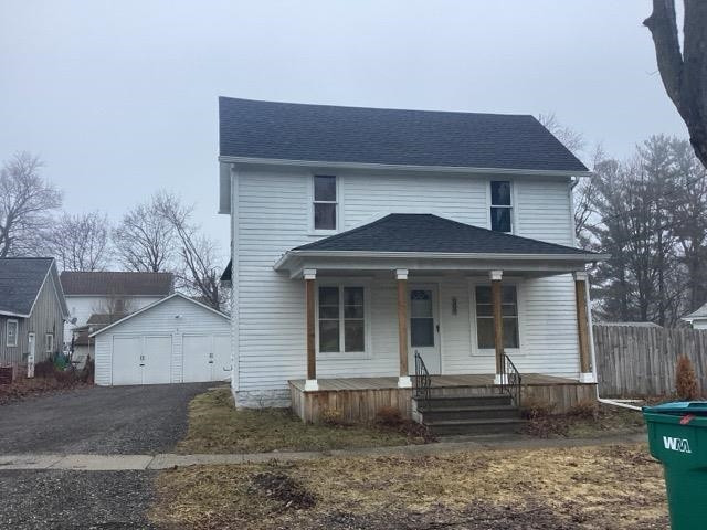 209 E Second Street, Perry, MI 48872 — front exterior