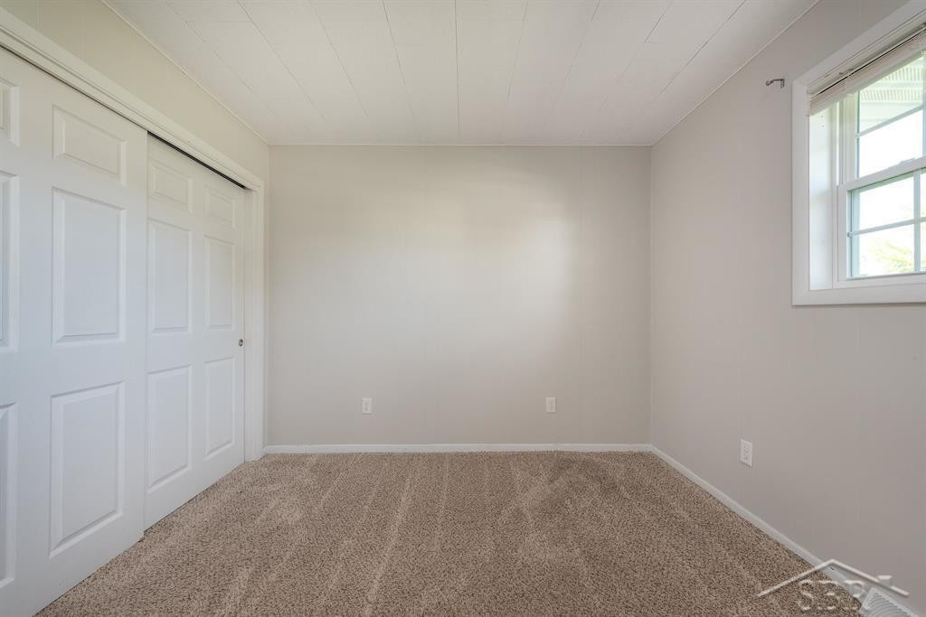 921 S Romanda Street, Midland, MI 48640 — Photo 9