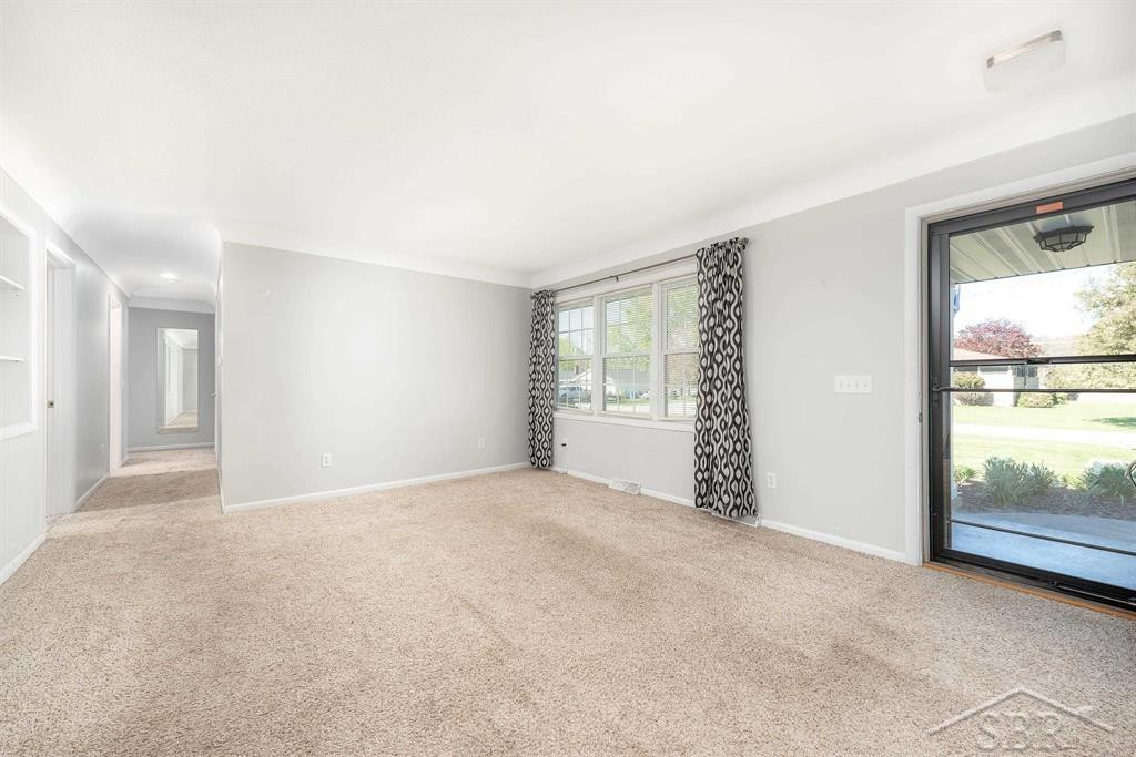 921 S Romanda Street, Midland, MI 48640 — Photo 17