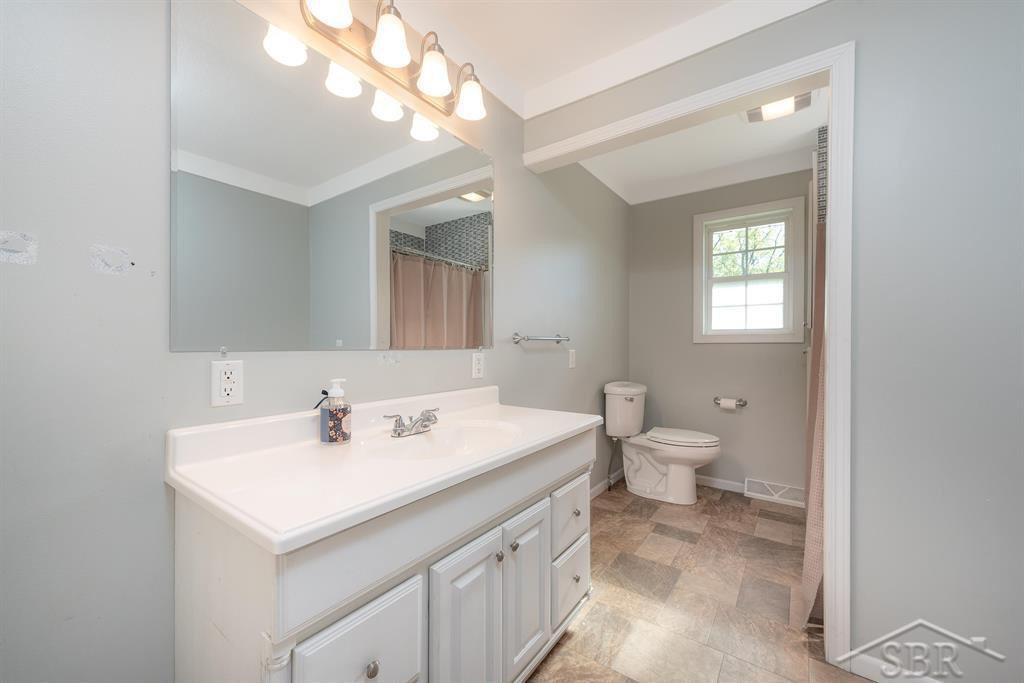 921 S Romanda Street, Midland, MI 48640 — Photo 28
