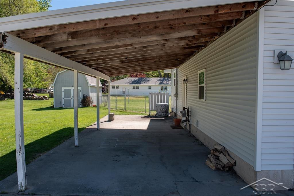 921 S Romanda Street, Midland, MI 48640 — Photo 38