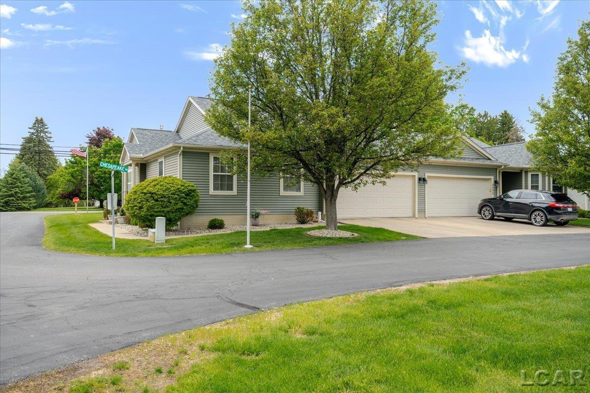 2498 Chesapeake Drive, Adrian, MI 49221 — Photo 3