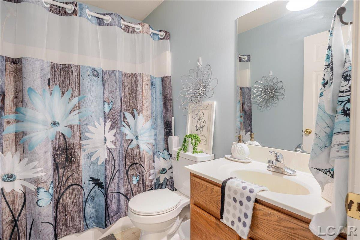 2498 Chesapeake Drive, Adrian, MI 49221 — Photo 10