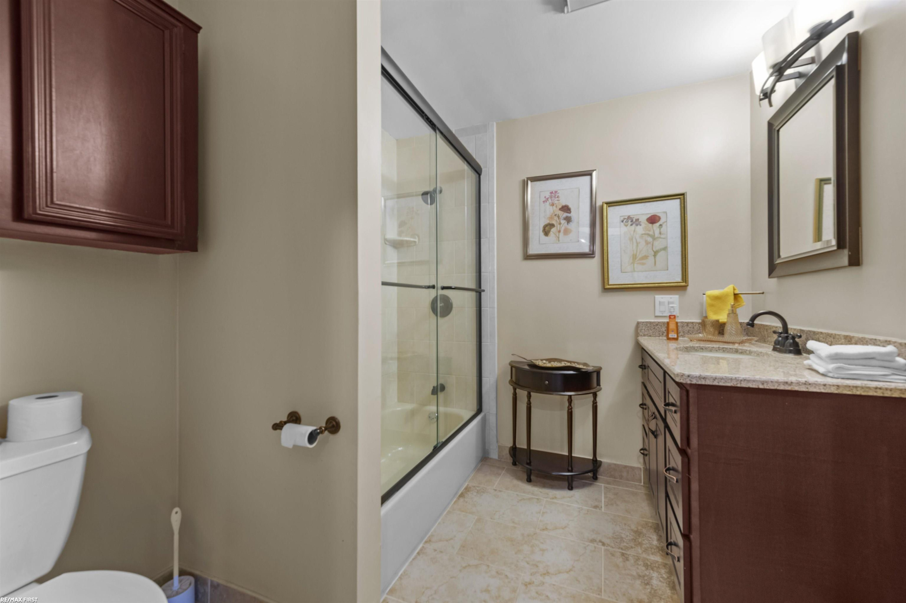 6910 Montgomery Drive, Shelby Twp, MI 48316 — Photo 25