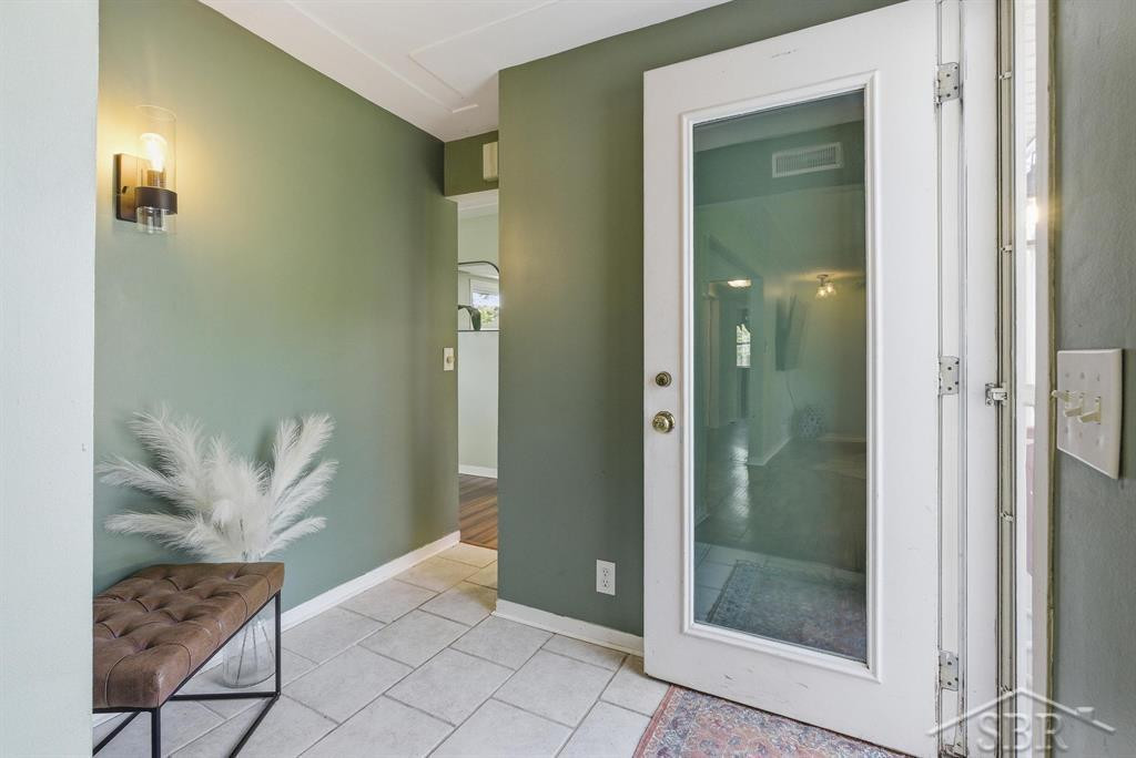 3204 Grant Lane, Midland, MI 48642 — Photo 4