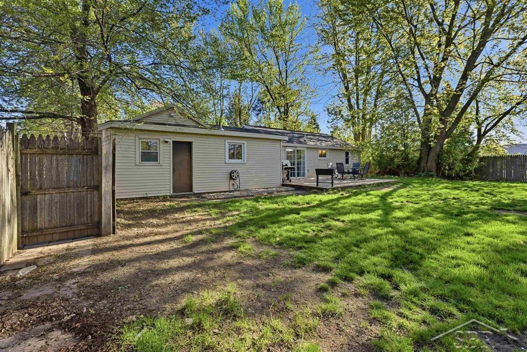 3204 Grant Lane, Midland, MI 48642 — Photo 23