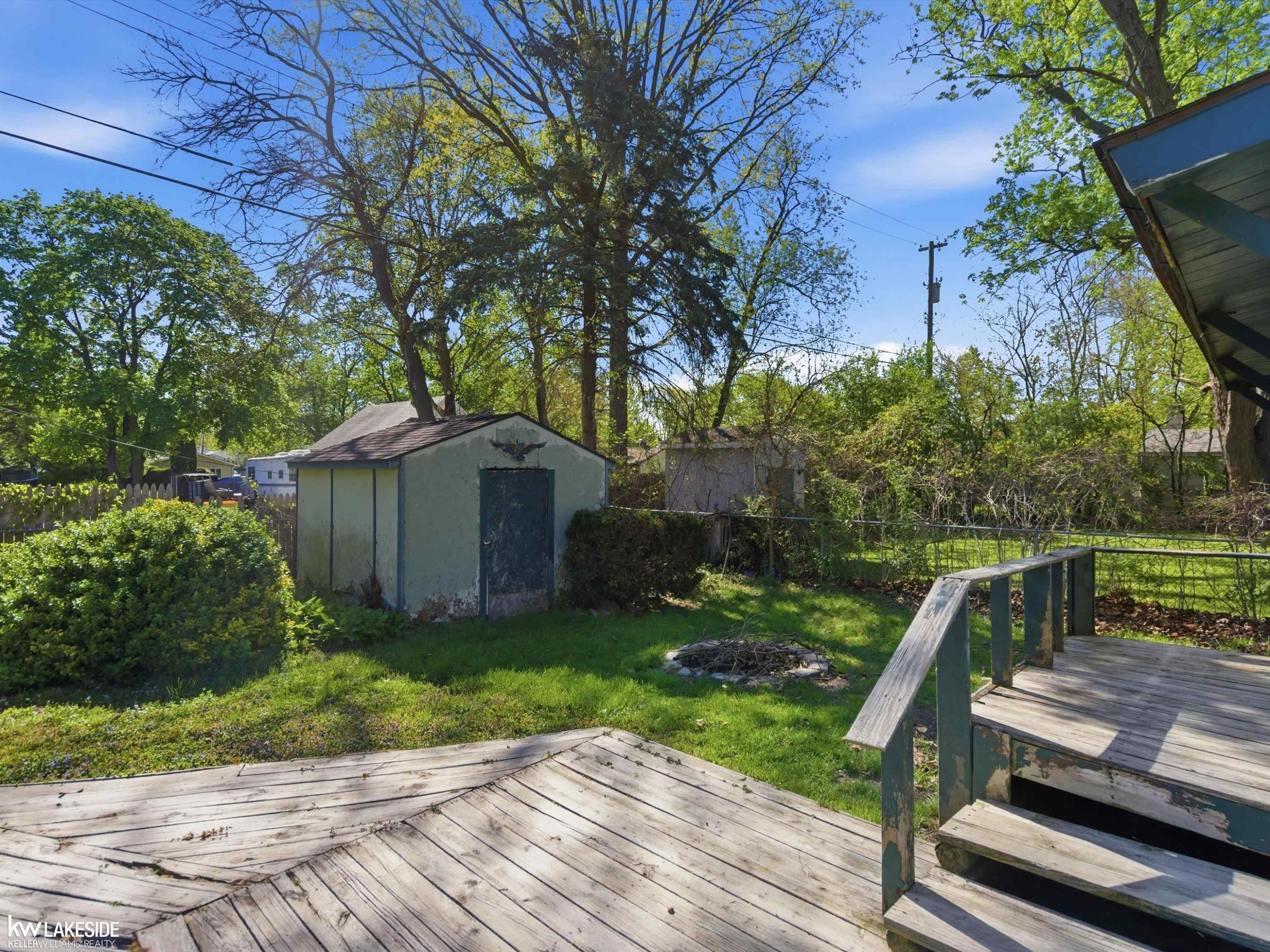 1064 CLOVERLAWN Drive, Pontiac, MI — Photo 20