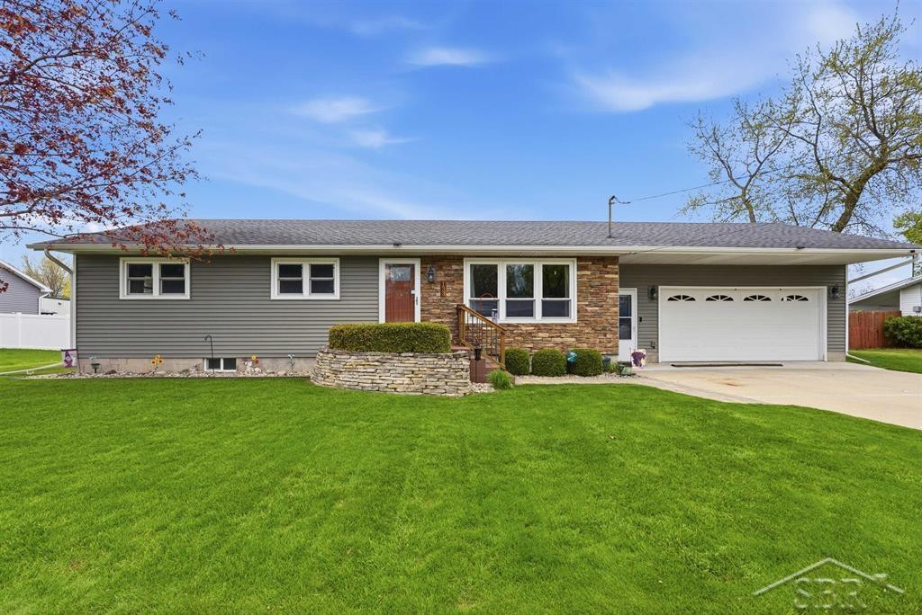 133 Francis Street, Auburn, MI 48611 — front exterior