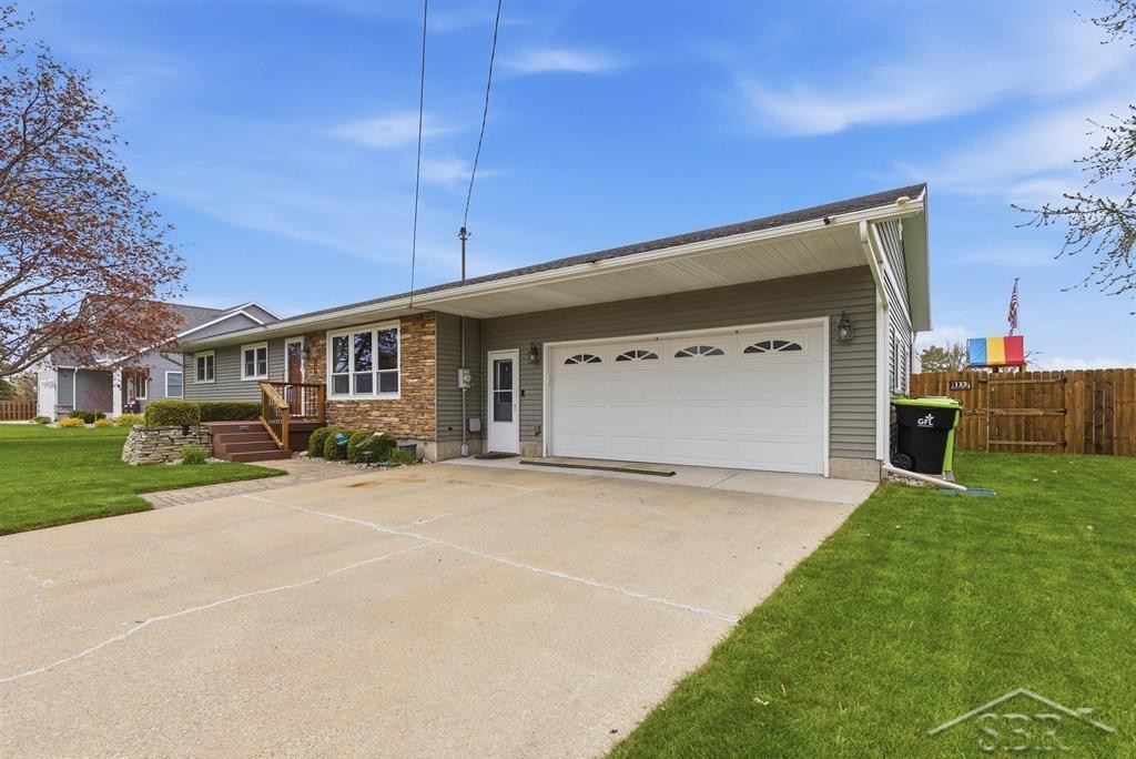 133 Francis Street, Auburn, MI 48611 — Photo 2