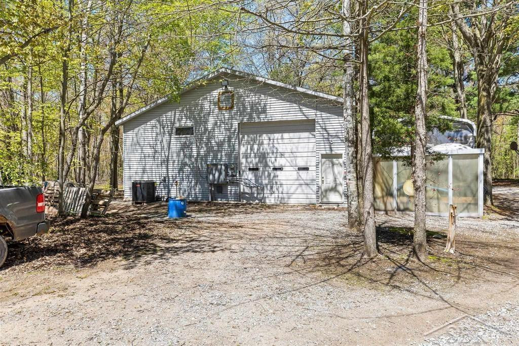3901 E Monroe Road, Midland, MI 48642 — Photo 2
