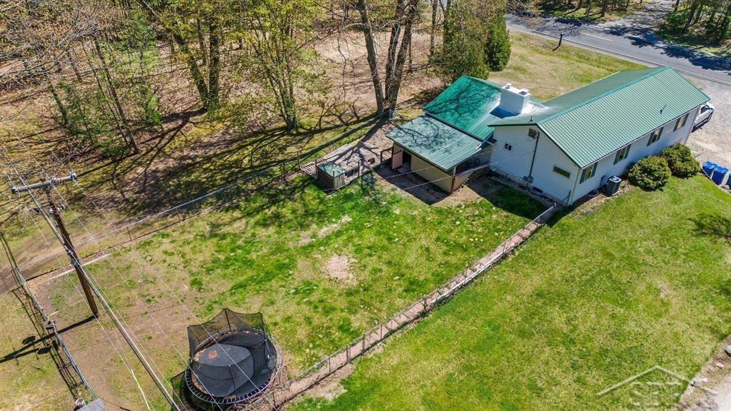3901 E Monroe Road, Midland, MI 48642 — Photo 28
