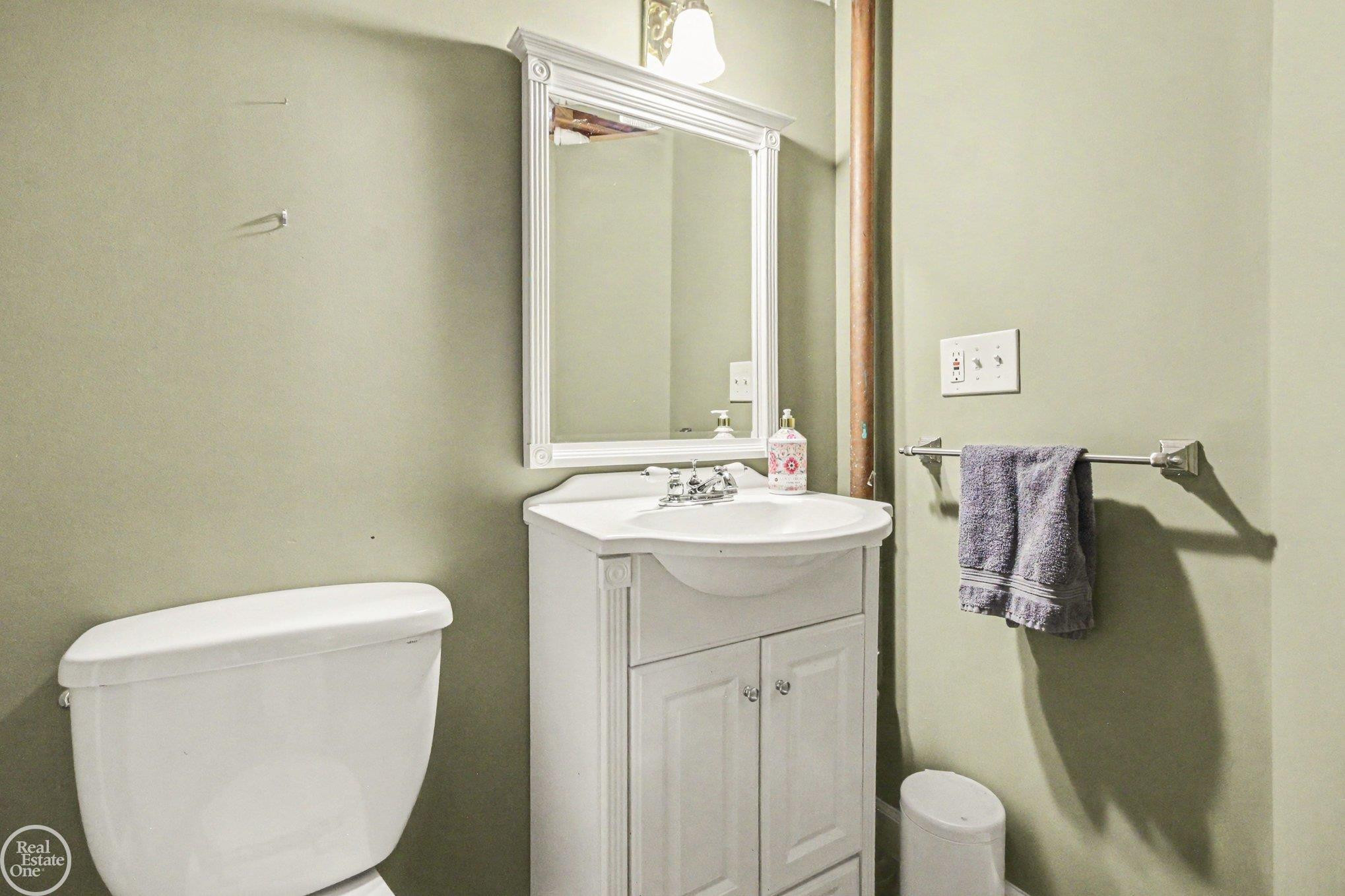 33920 State Street, MI 48335 — Photo 20