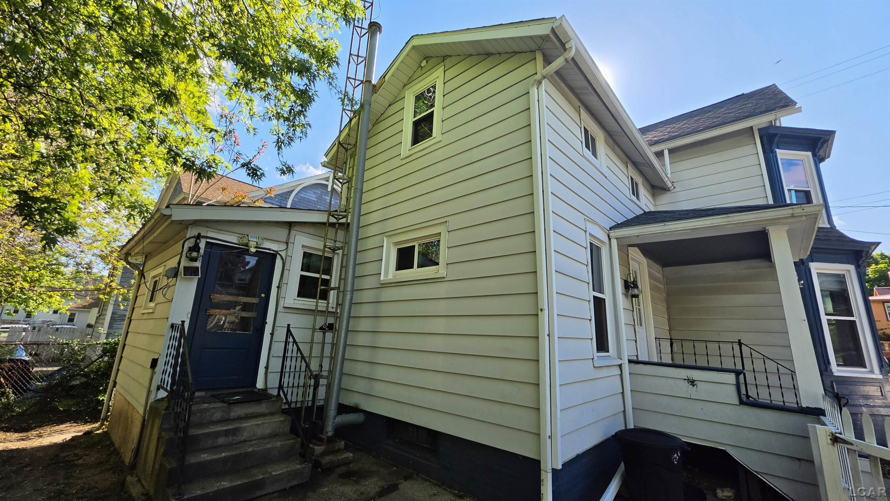 513 N Broad Street, Adrian, MI 49221 — Photo 5