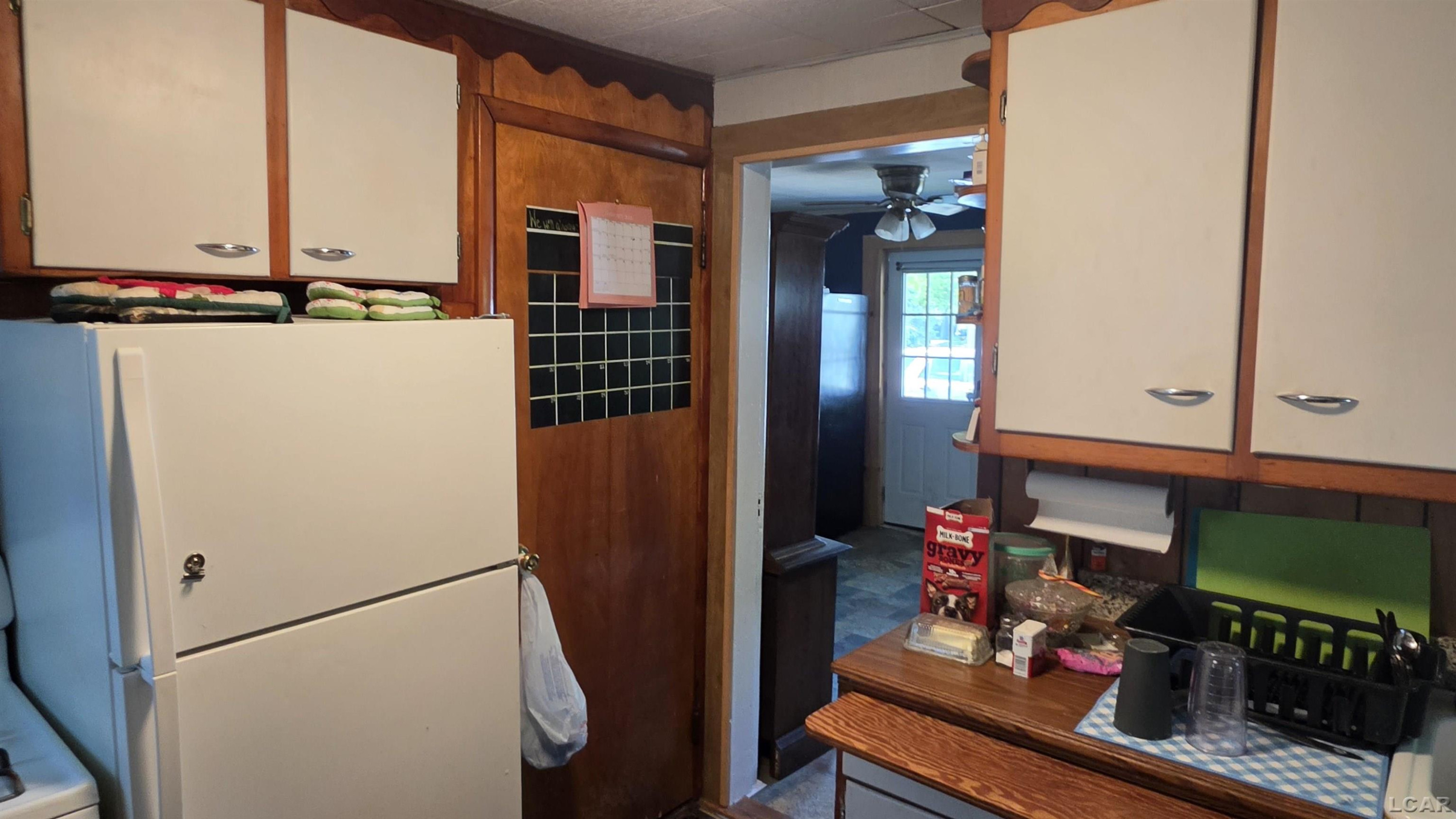 513 N Broad Street, Adrian, MI 49221 — Photo 16