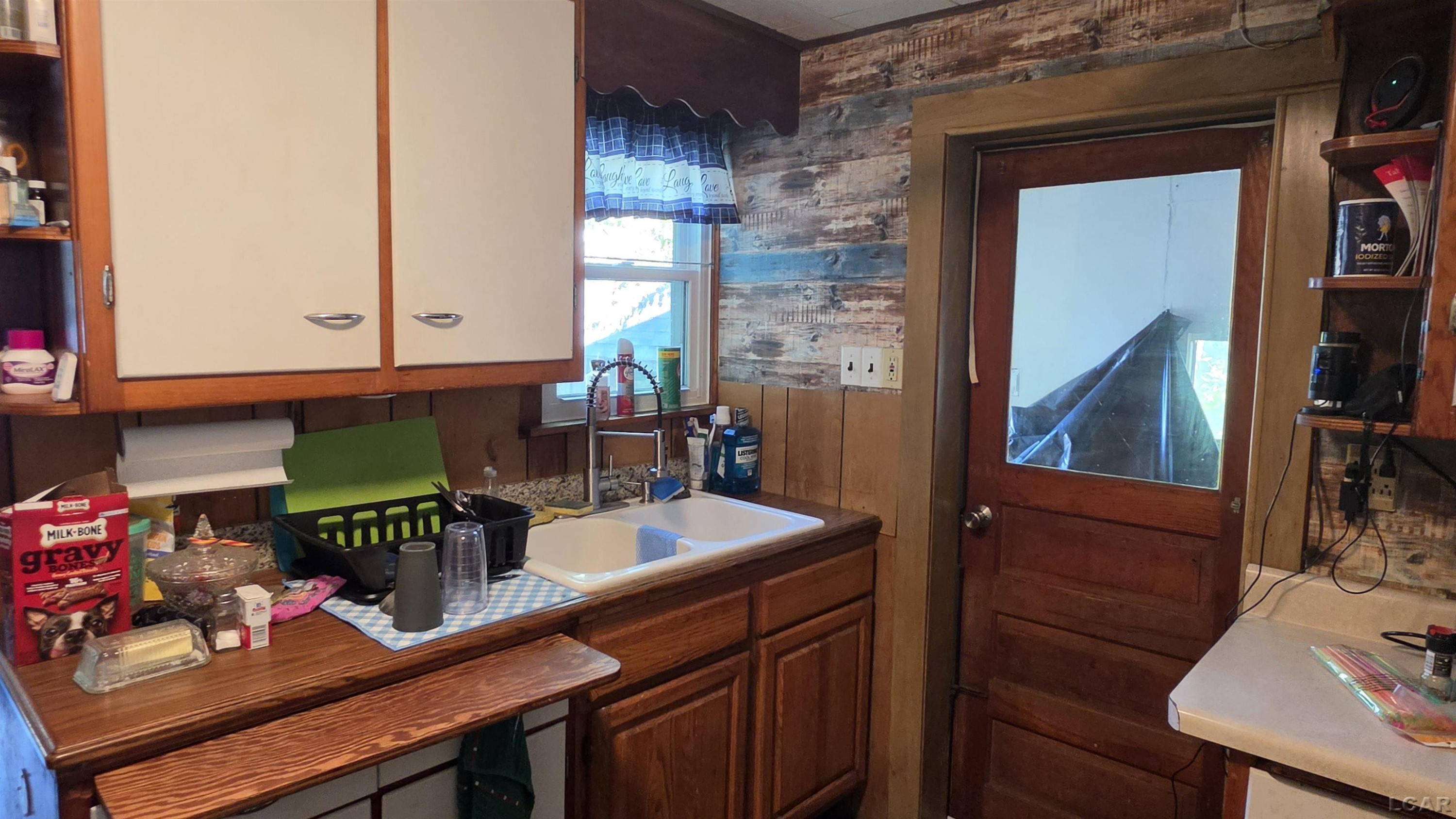 513 N Broad Street, Adrian, MI 49221 — Photo 18