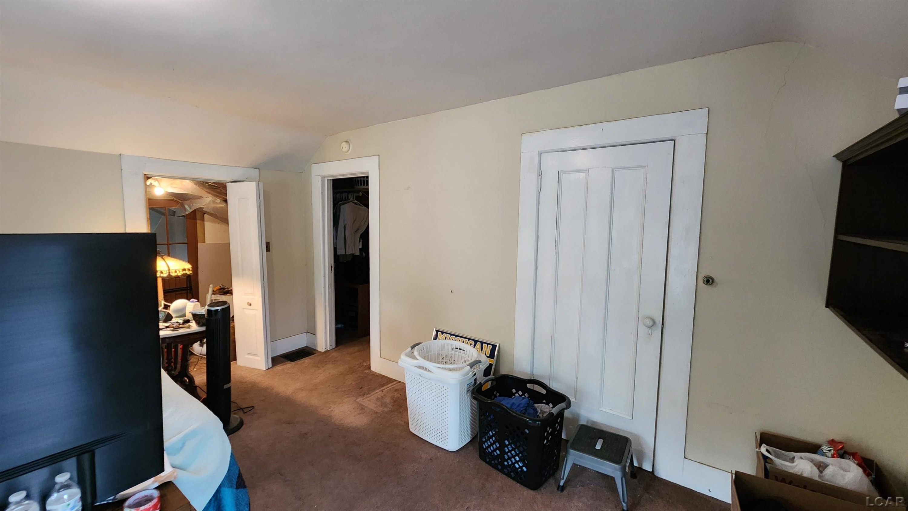 513 N Broad Street, Adrian, MI 49221 — Photo 29