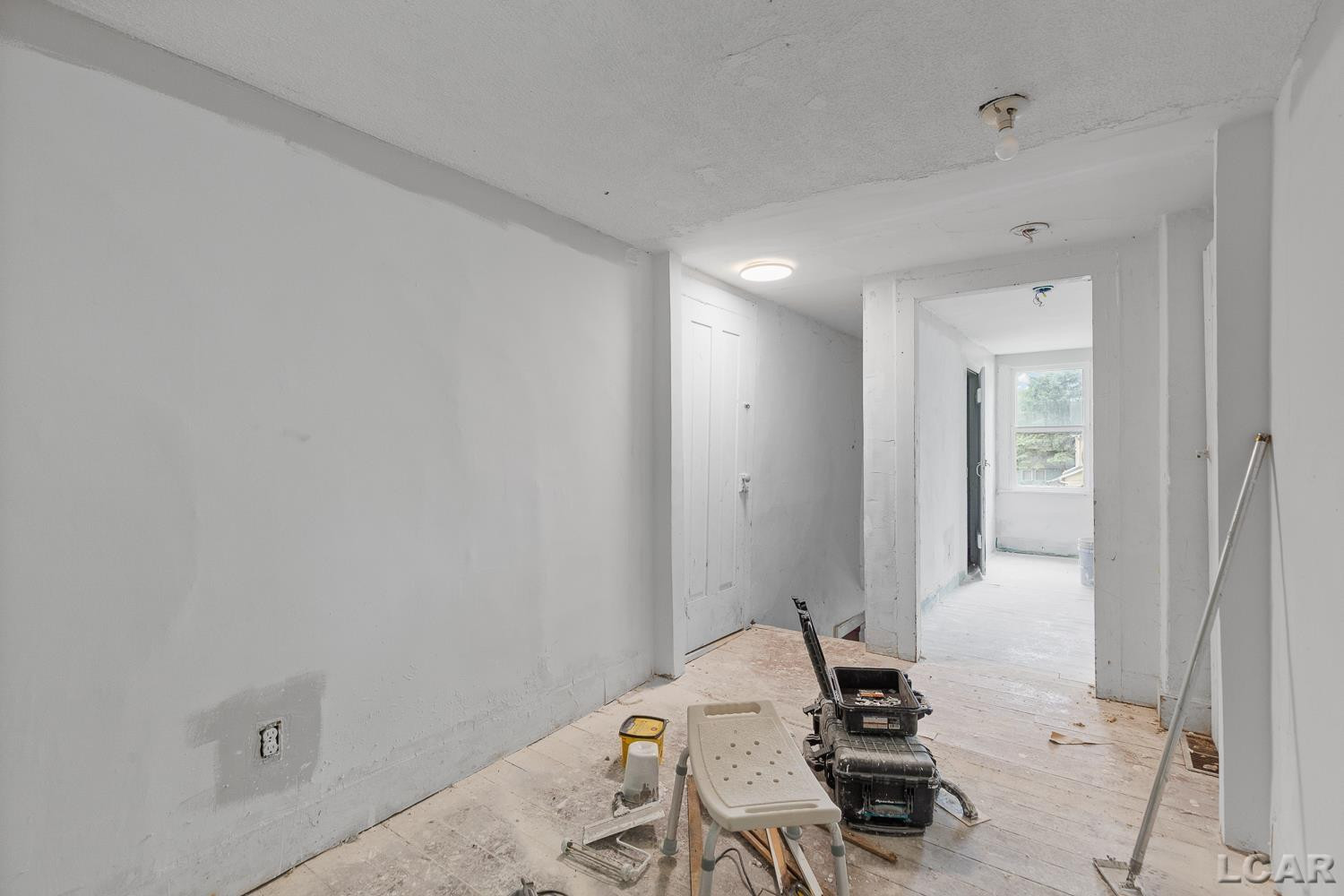 803 E Front Street, Adrian, MI 49221 — Photo 16