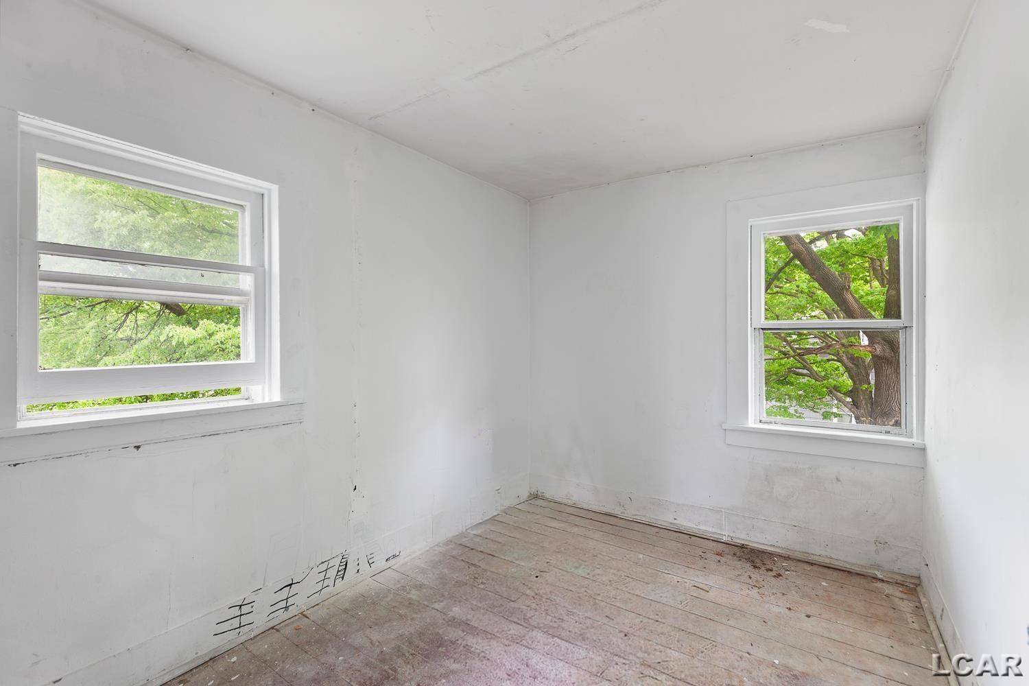 803 E Front Street, Adrian, MI 49221 — Photo 19