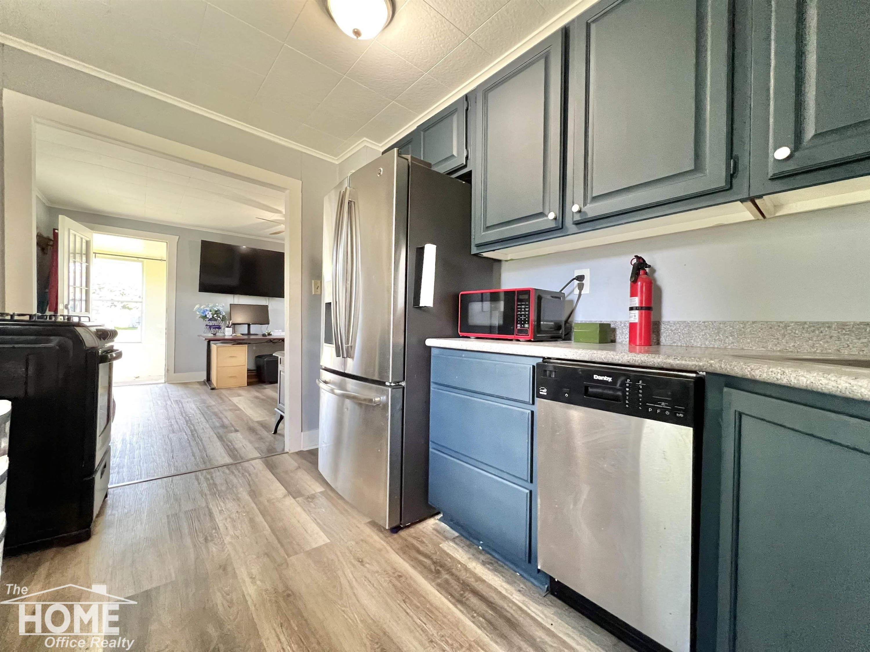 827 Lingle Avenue, Owosso, MI 48867 — Photo 8