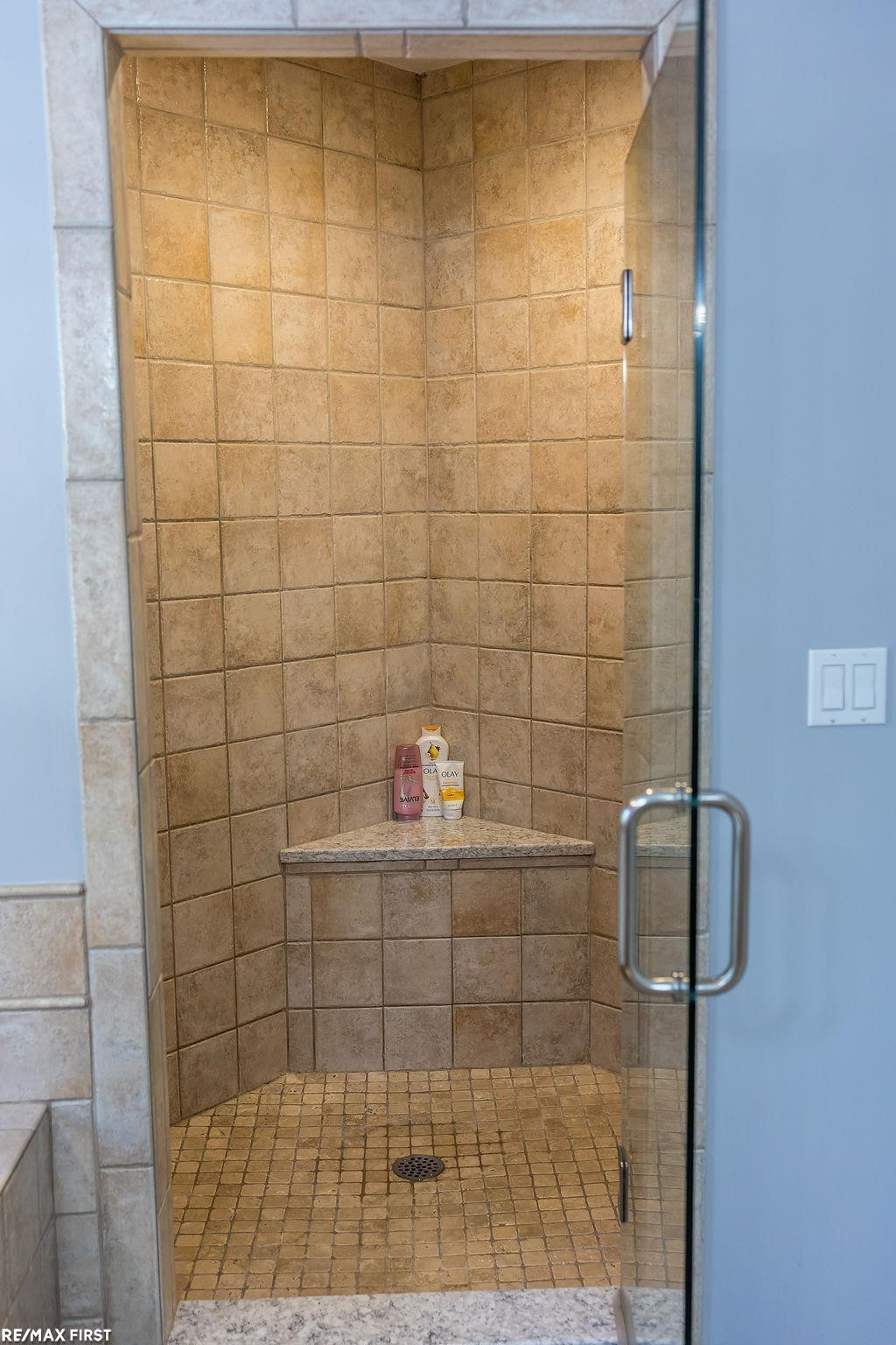 9427 Boncrest Street, MI 48382 — Photo 33