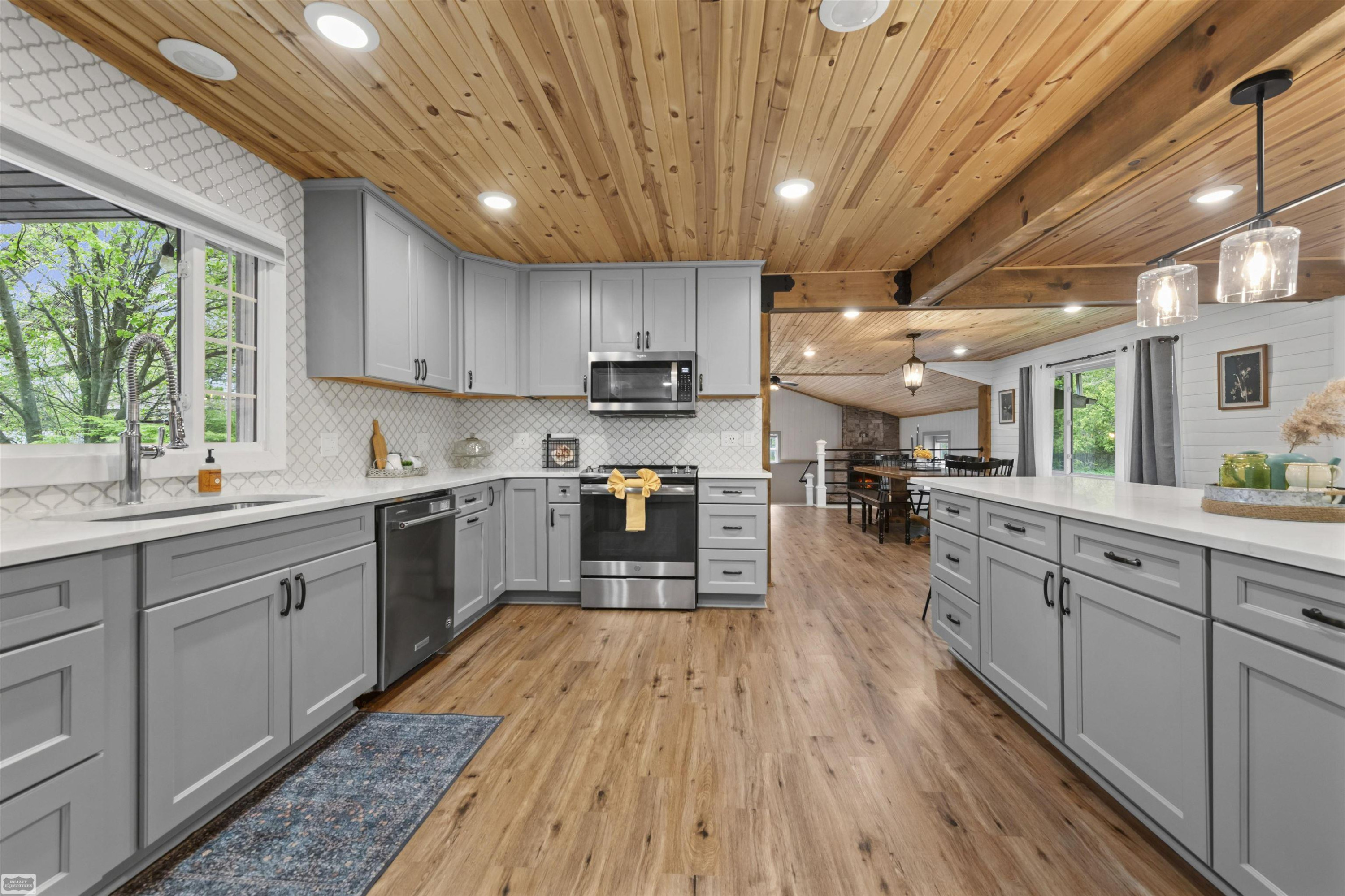 3365 Howland Road, MI 48003 — Photo 6