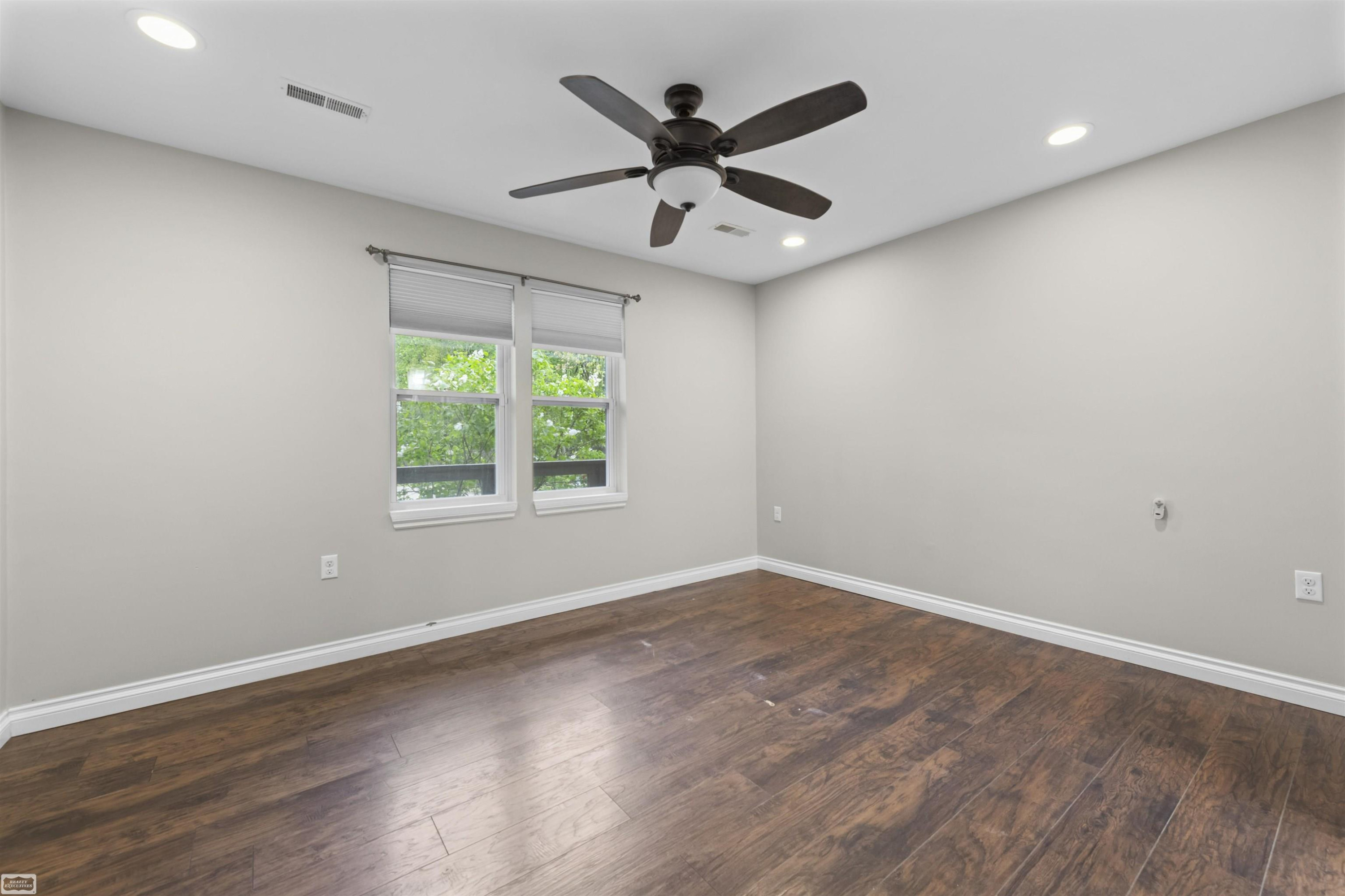 3365 Howland Road, MI 48003 — Photo 31