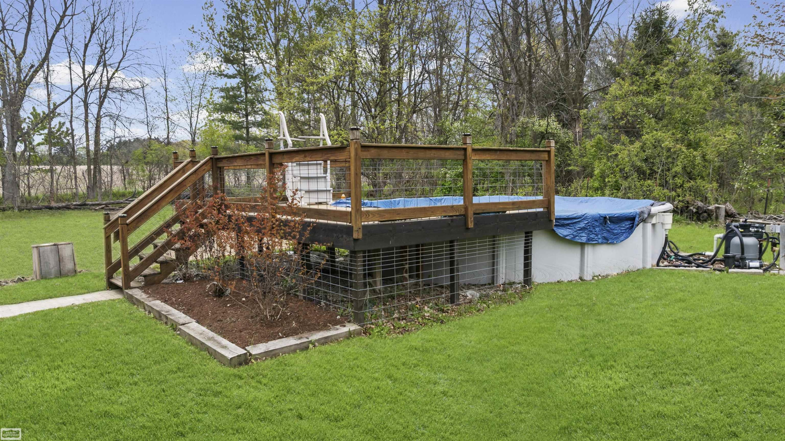 3365 Howland Road, MI 48003 — Photo 41