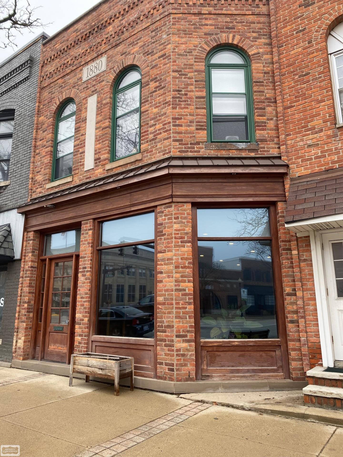 105 S Main Street, Suite 2B, MI 48065