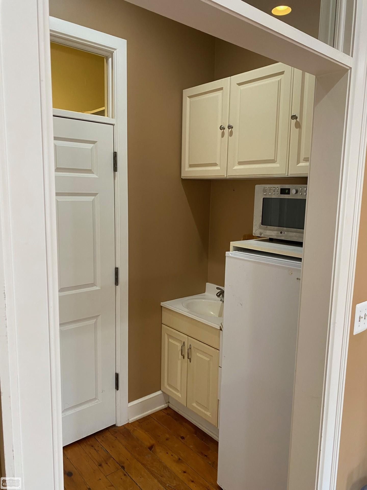 105 S Main Street, Suite 2-A, MI 48065 — Photo 2