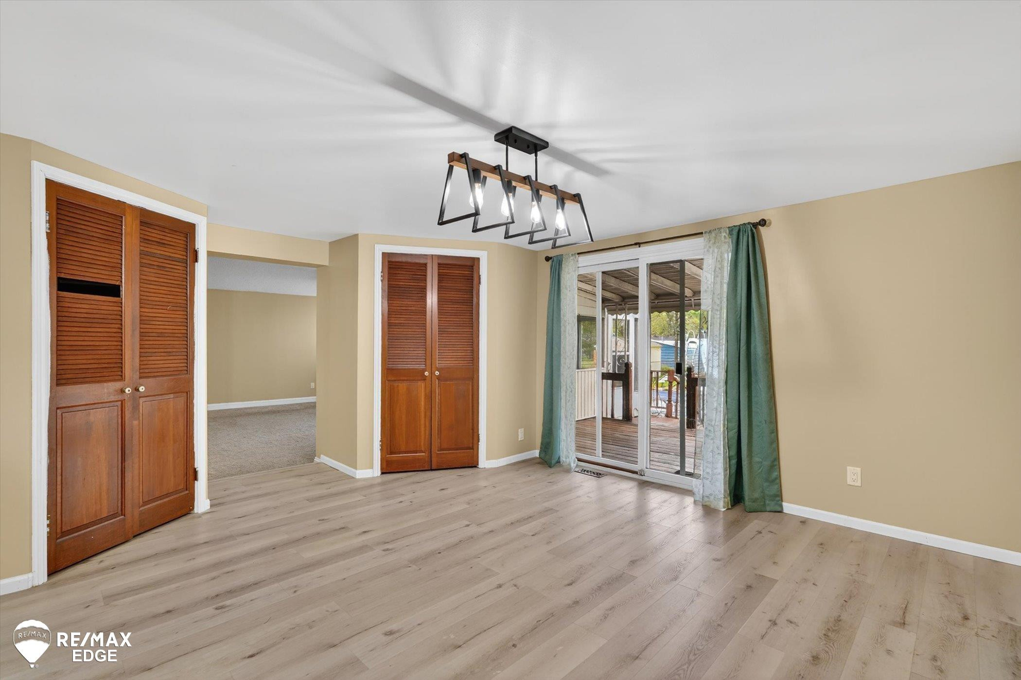 6120 Surrey Lane, Burton, MI 48519 — Photo 15