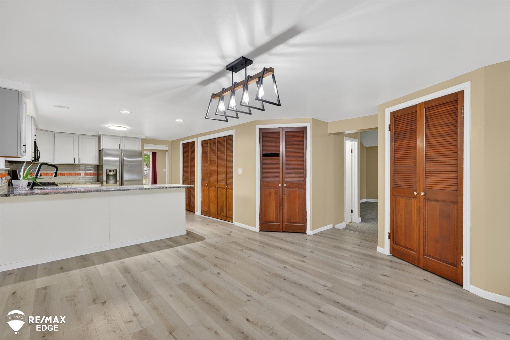 6120 Surrey Lane, Burton, MI 48519 — Photo 16
