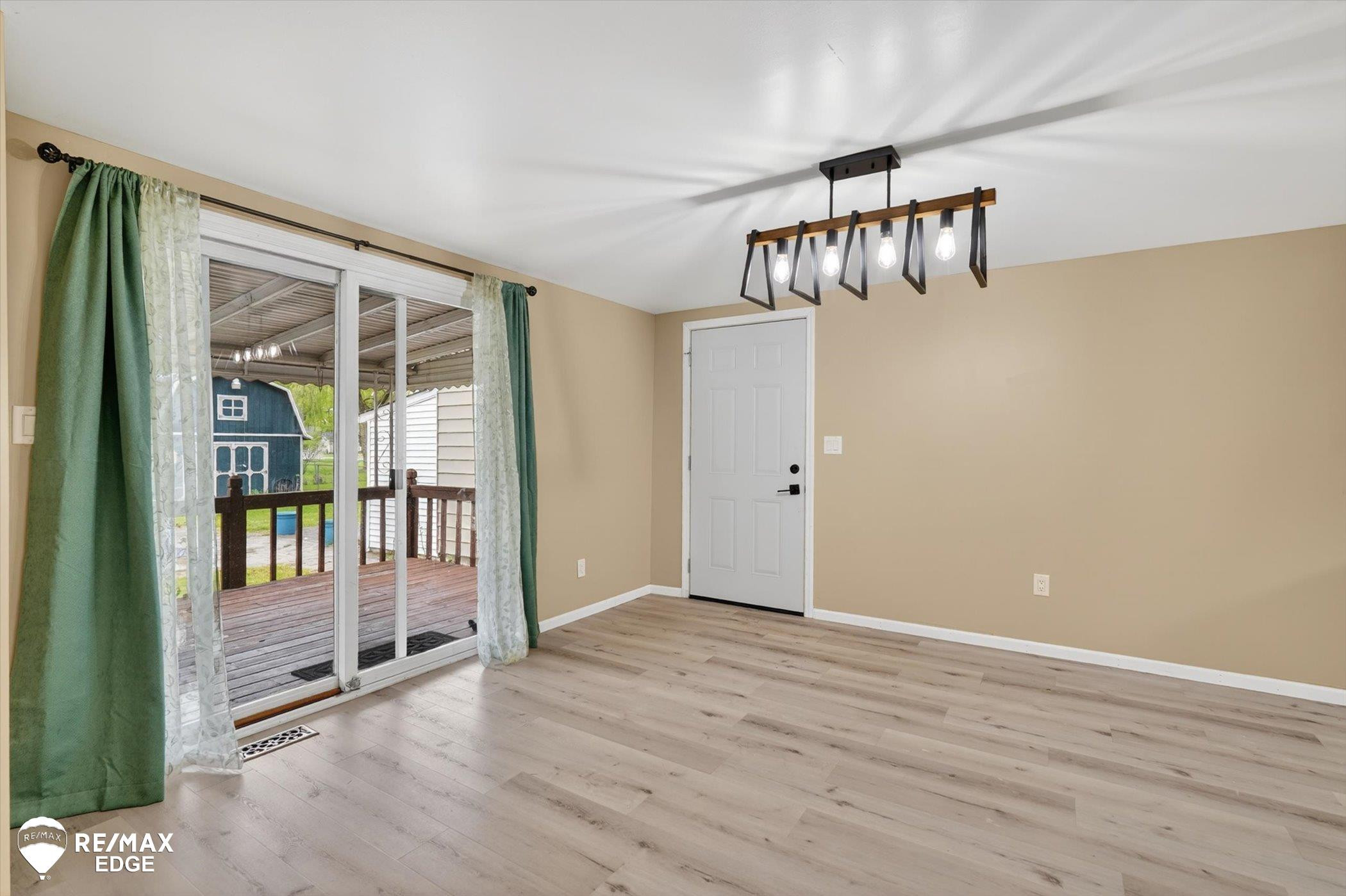 6120 Surrey Lane, Burton, MI 48519 — Photo 17