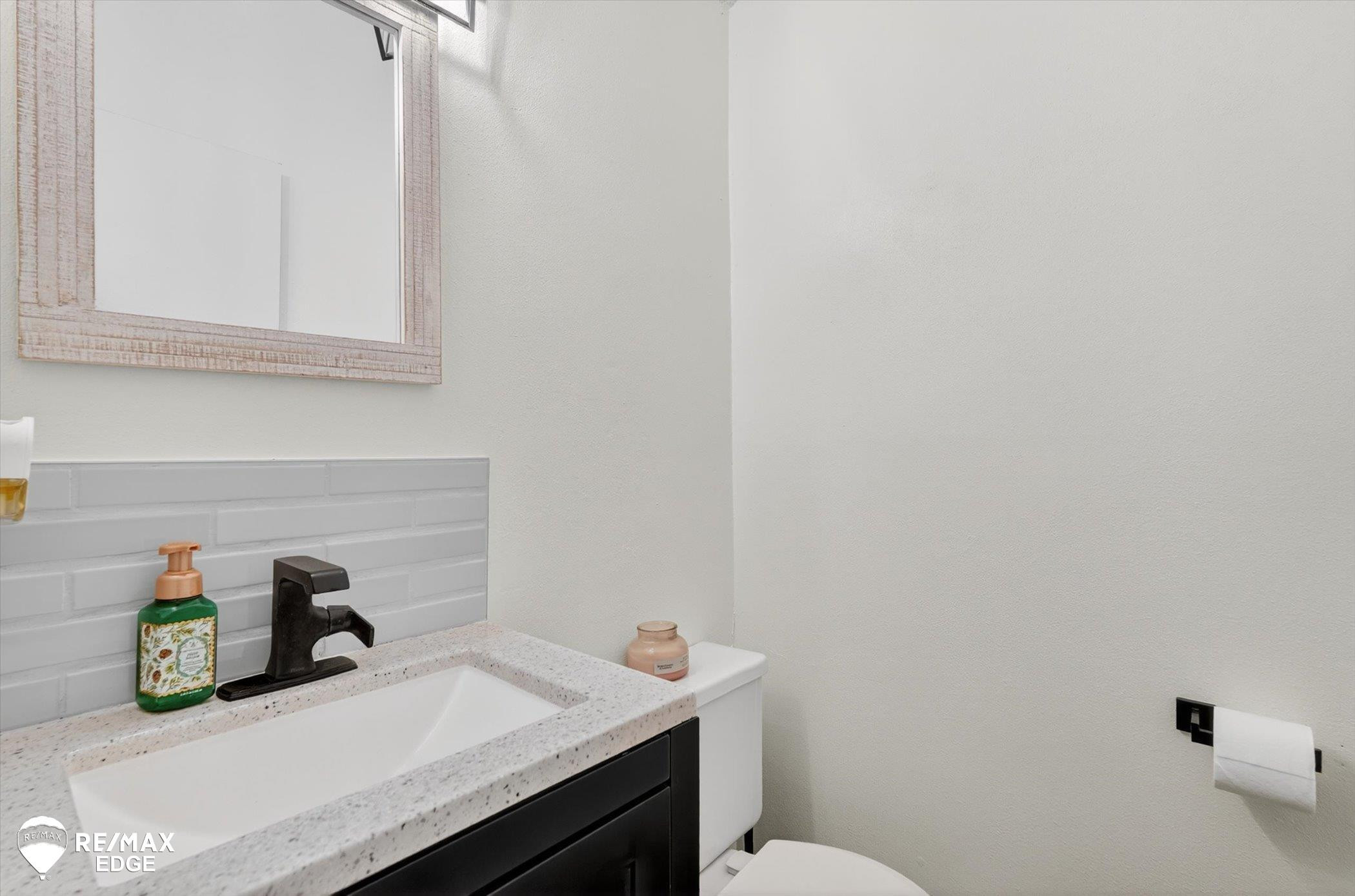 6120 Surrey Lane, Burton, MI 48519 — Photo 21