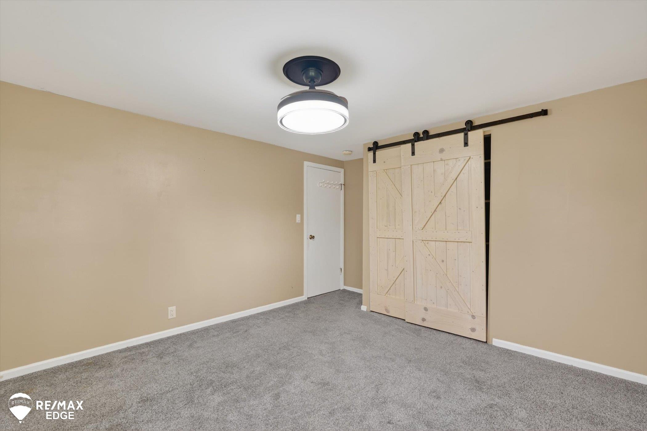 6120 Surrey Lane, Burton, MI 48519 — Photo 25