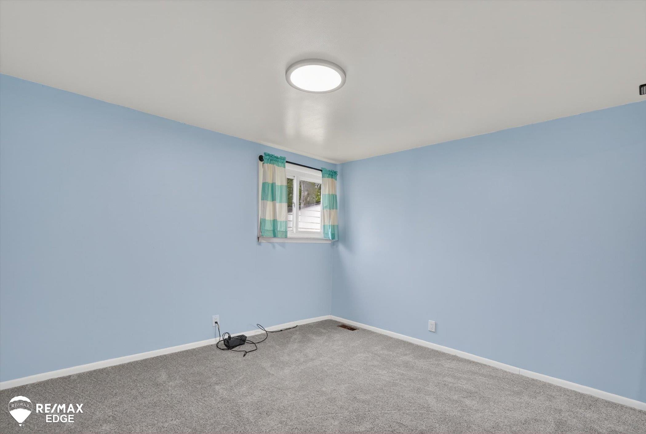 6120 Surrey Lane, Burton, MI 48519 — Photo 26