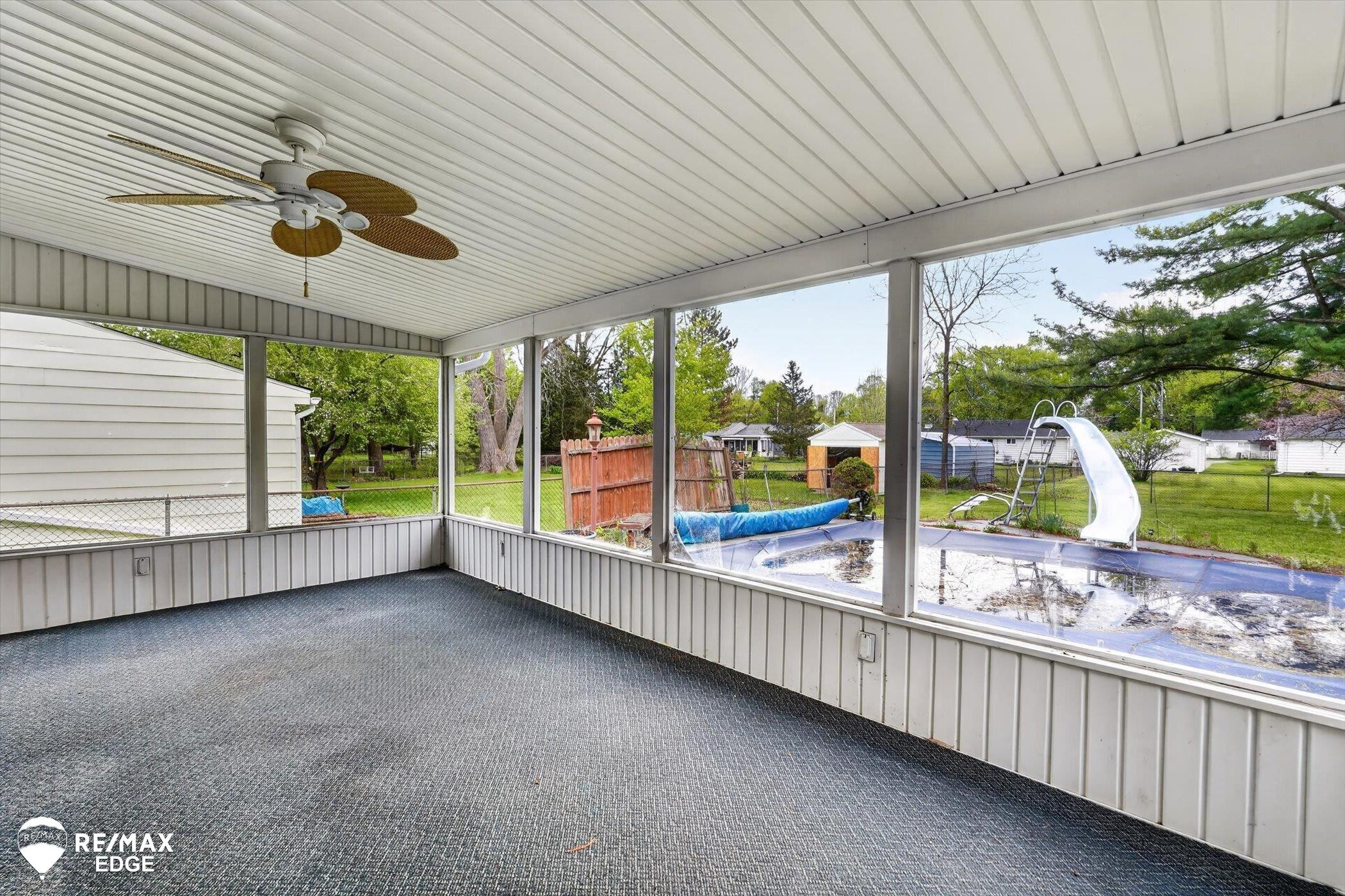 6120 Surrey Lane, Burton, MI 48519 — Photo 35