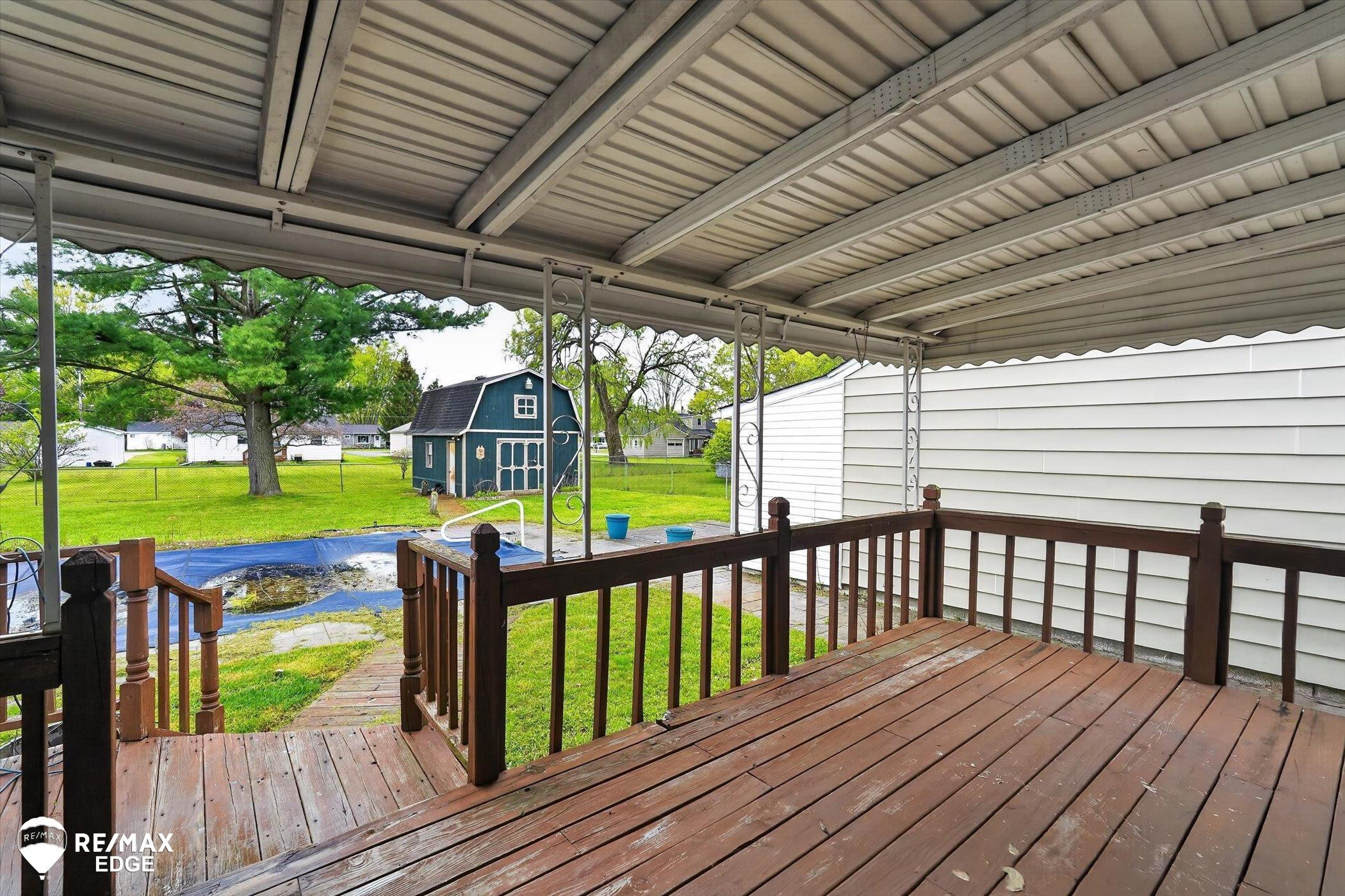 6120 Surrey Lane, Burton, MI 48519 — Photo 36