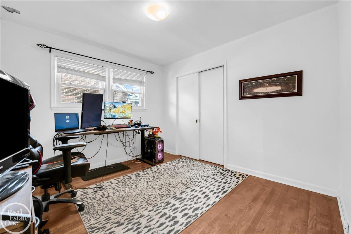2313 Stanhope Street, Grosse Pointe Woods, MI 48236 — Photo 23