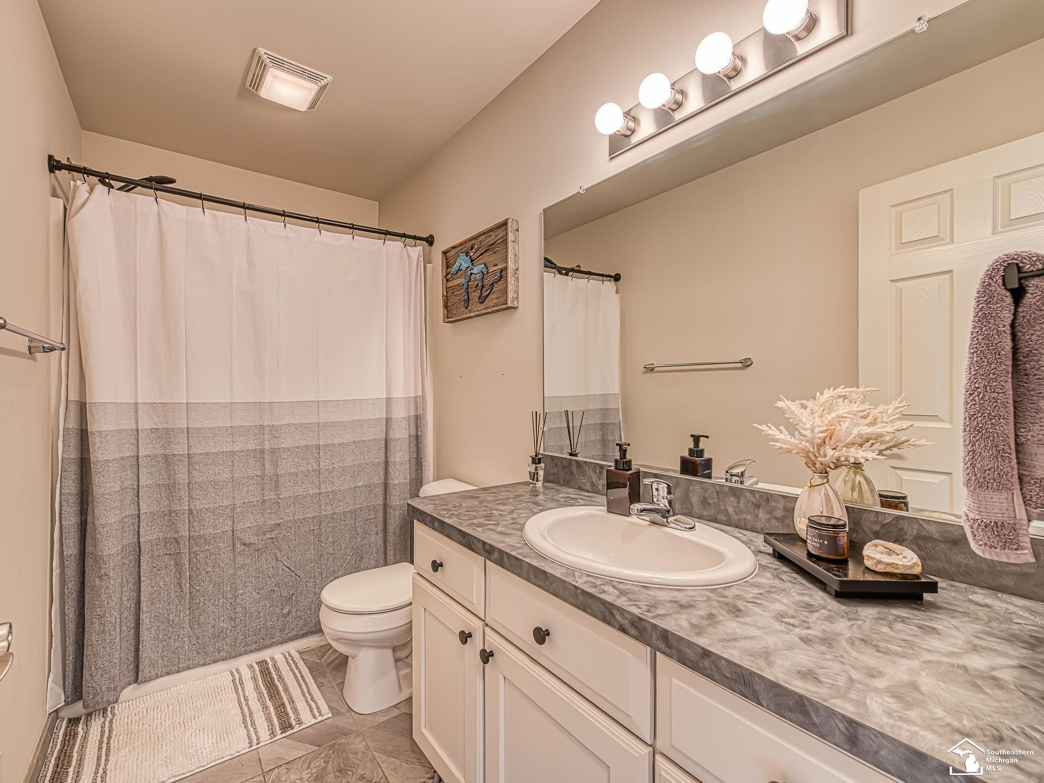 901 Plum Tree Circle, Monroe, MI 48161 — Photo 22
