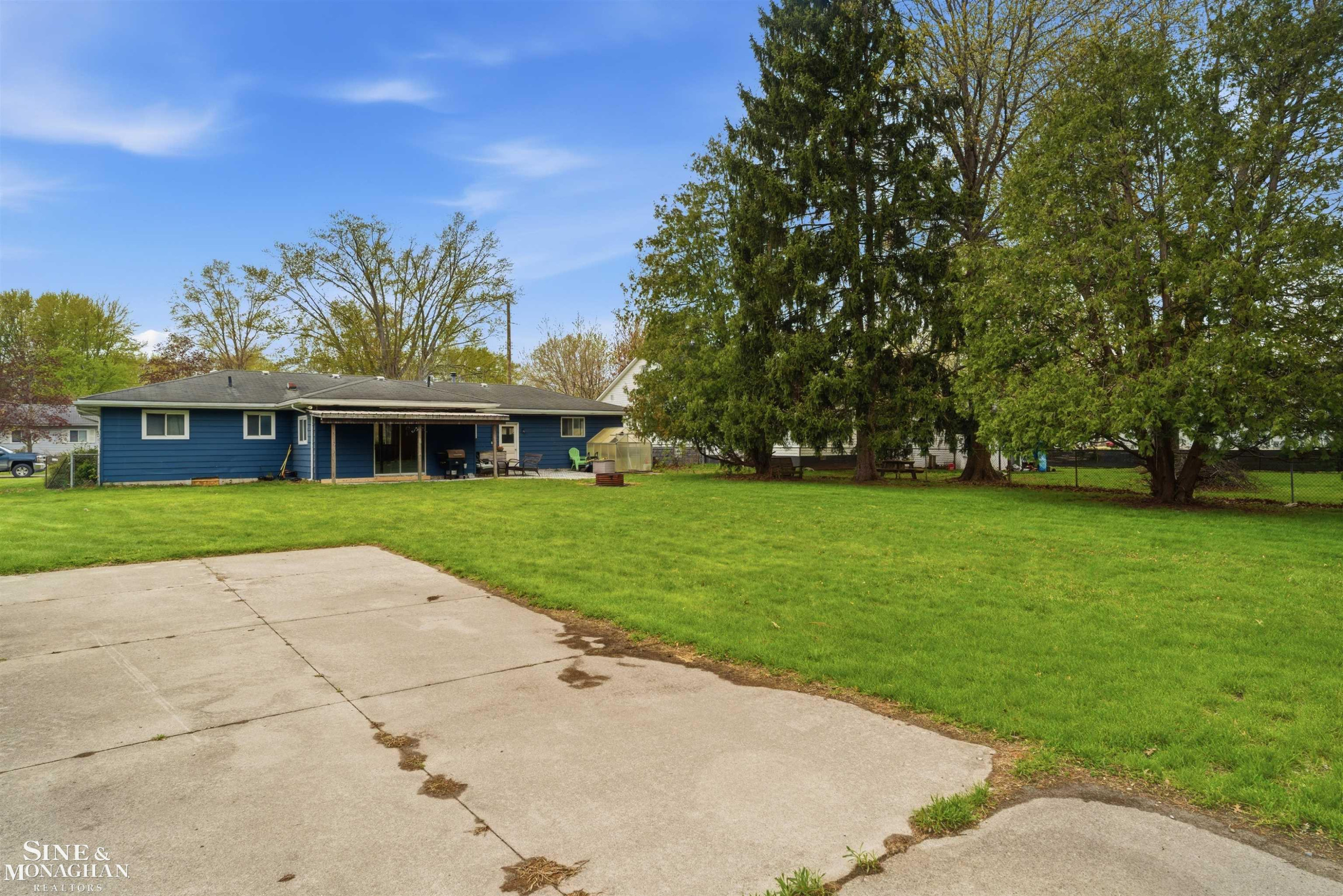 1032 Summer Street, Algonac, MI 48001 — Photo 34