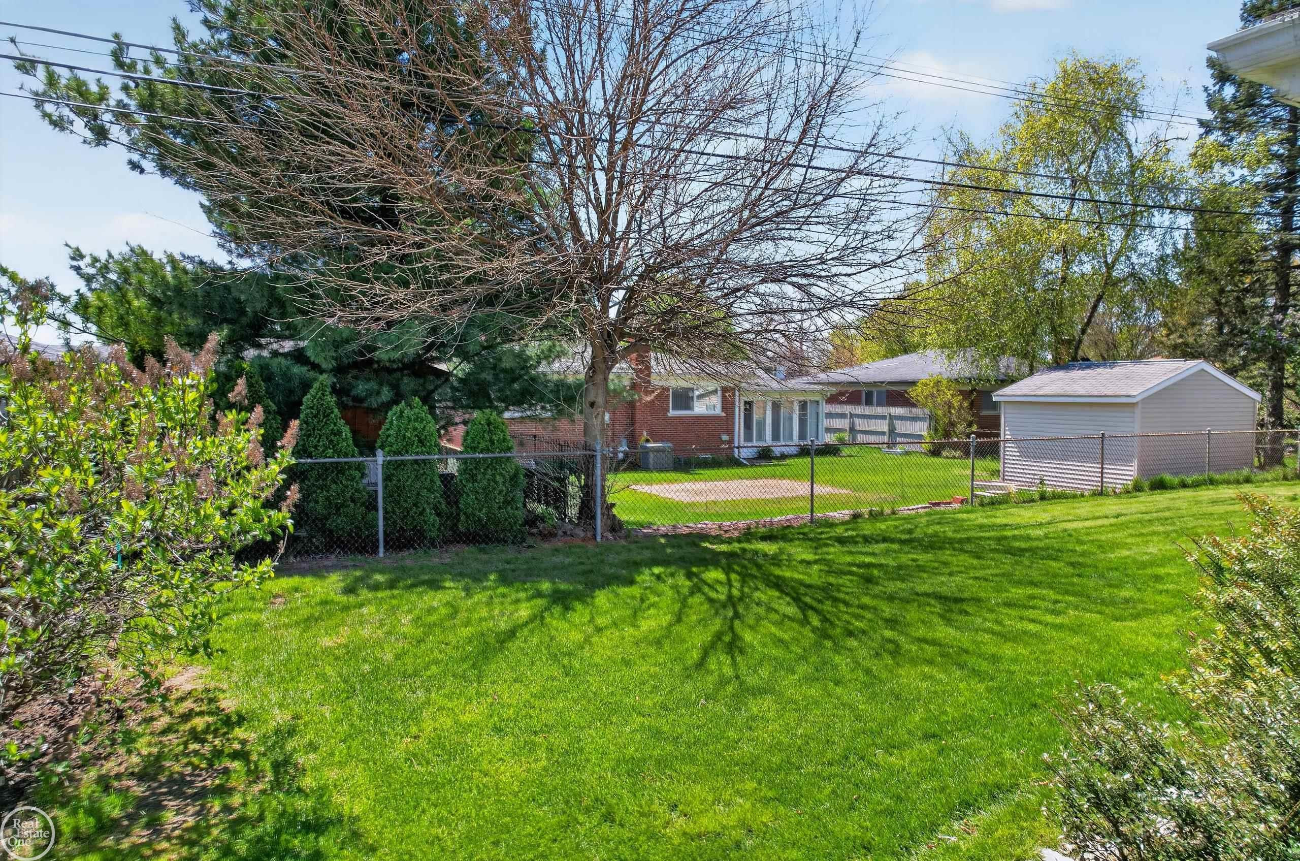 42159 Mac Rae Drive, Sterling Heights, MI 48313 — Photo 28
