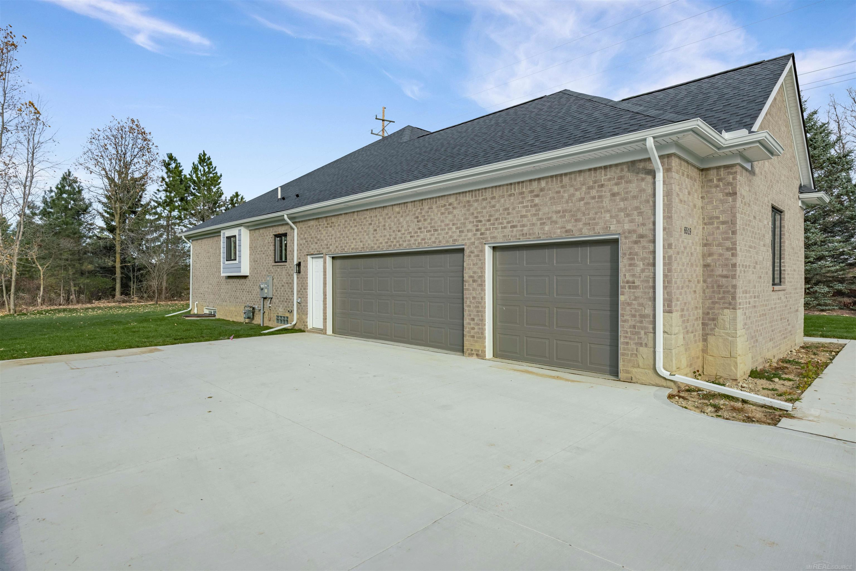 6519 Jamie Lane, Grand Blanc, MI 48439 — Photo 3