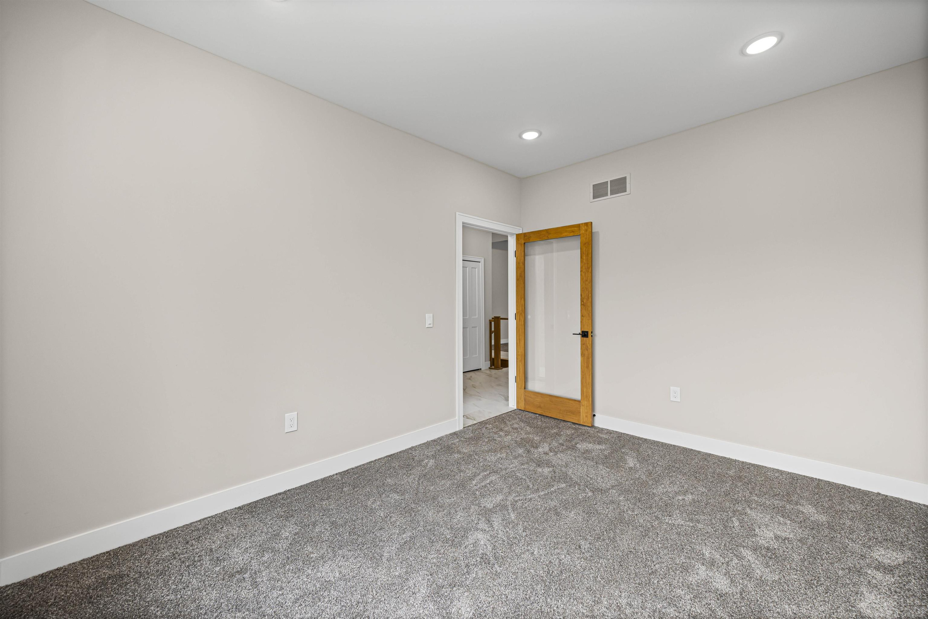 6519 Jamie Lane, Grand Blanc, MI 48439 — Photo 28