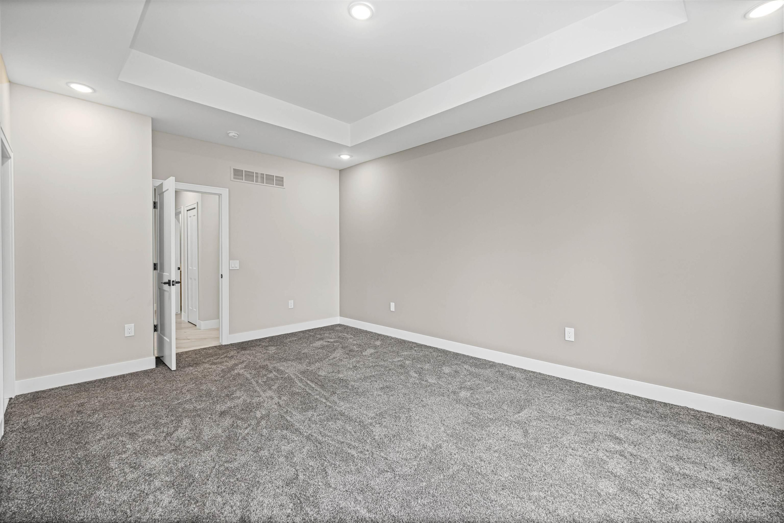 6519 Jamie Lane, Grand Blanc, MI 48439 — Photo 30