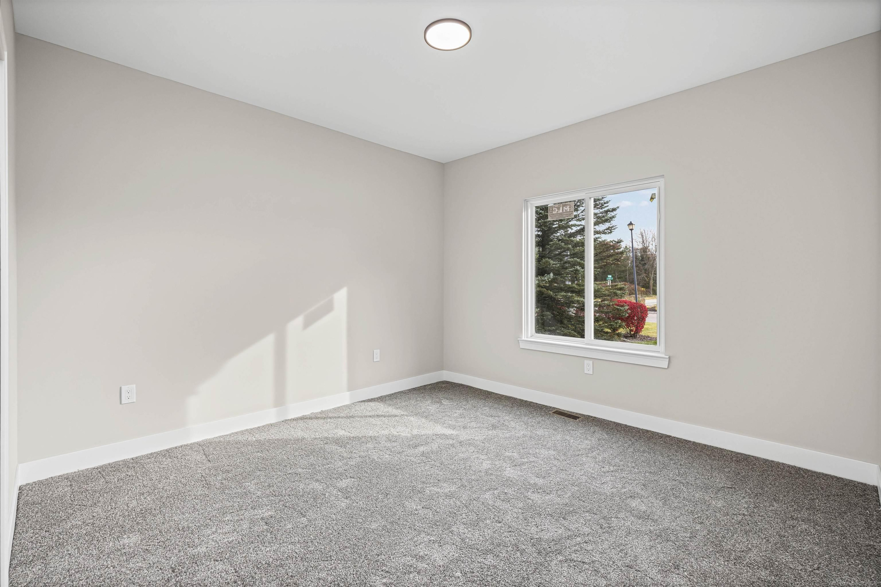6519 Jamie Lane, Grand Blanc, MI 48439 — Photo 34